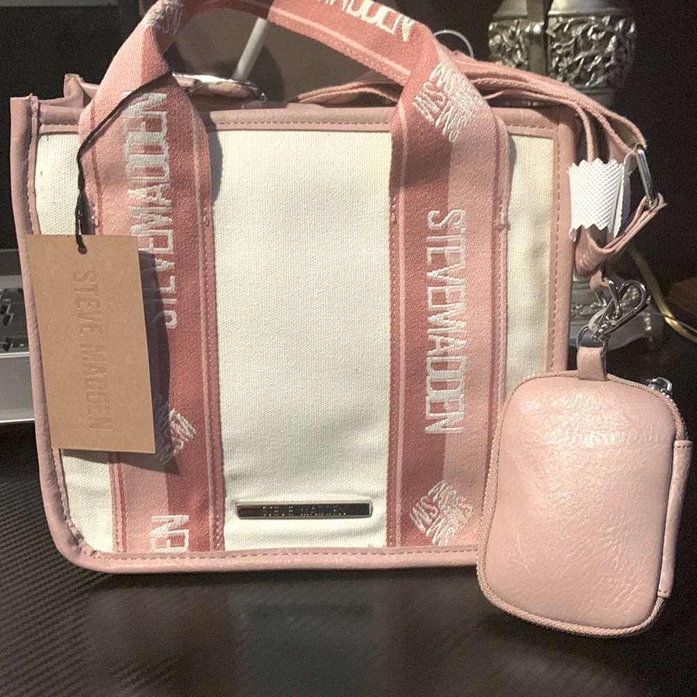 NEW!! Steve Madden Tik Tok bag.